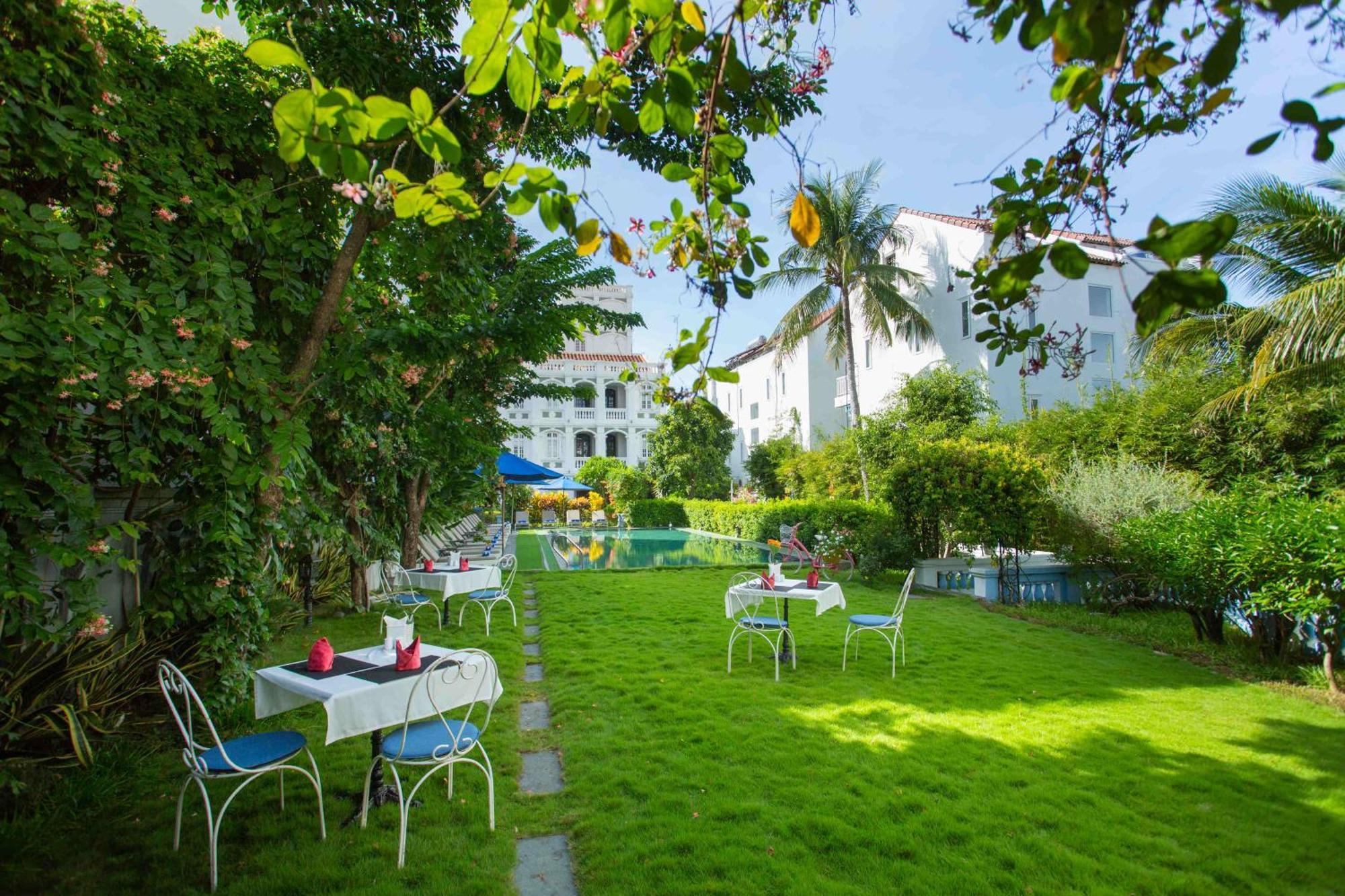 Hoi An Garden Palace And Spa - A Boutique Inspired By Nature Exterior photo